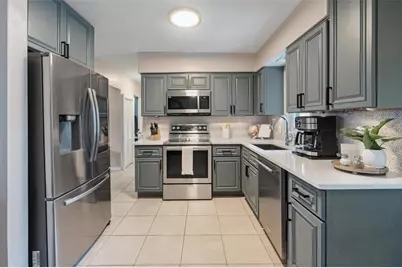 13915 94th Avenue, Seminole, FL 33776 - Photo 5