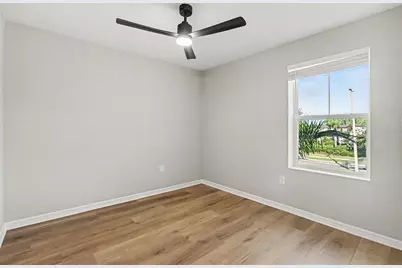 12531 Triple Creek Boulevard, Riverview, FL 33579 - Photo 17
