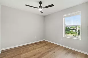 12531 Triple Creek Blvd, Riverview, FL 33579 - Photo 17