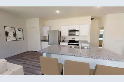 11247 Arnold Loop, San Antonio, FL 33576 - Photo 3