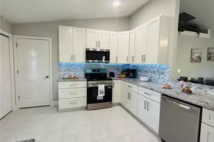 9709 SE Sunset Harbor Rd, Summerfield, FL 34491 - Photo 5