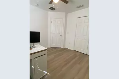 1529 Water Terrace Ln, Brandon, FL 33511 - Photo 17