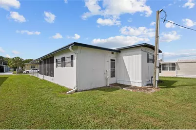 36917 Grace Avenue, Zephyrhills, FL 33542 - Photo 23