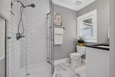 1136 22nd Avenue N, Saint Petersburg, FL 33704 - Photo 17