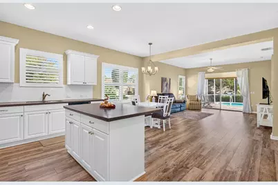 1475 Blue Horizon Circle, Bradenton, FL 34208 - Photo 5