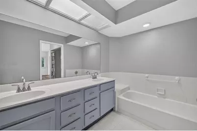 8352 Meadowbrook Drive #10, Seminole, FL 33777 - Photo 21
