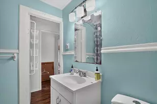 5025 72nd St N, Saint Petersburg, FL 33709 - Photo 11