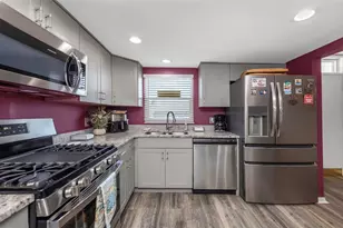 1868 Shore Dr S, South Pasadena, FL 33707 - Photo 5