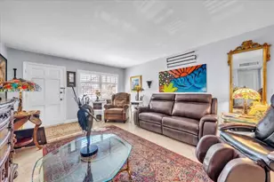 6645 1st Ave N, Saint Petersburg, FL 33710 - Photo 9