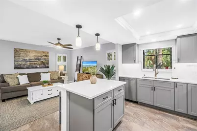 300 S Florida Avenue #400A, Tarpon Springs, FL 34689 - Photo 15