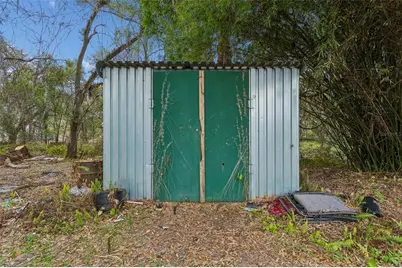 27435 Holiday Drive, Dade City, FL 33525 - Photo 25