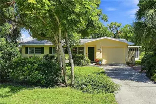 2911 35th Ave S, Saint Petersburg, FL 33712 - Photo 1