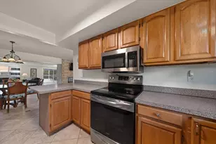 1 Maplewood Ave, Clearwater, FL 33765 - Photo 17