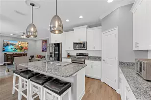 3030 W Van Buren Dr, Tampa, FL 33611 - Photo 13