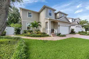 3030 W Van Buren Dr, Tampa, FL 33611 - Photo 3