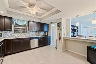 5200 Brittany Dr S, Saint Petersburg, FL 33715 - Photo 5