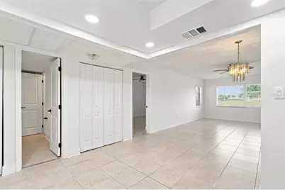 4650 Cove Circle #104, Saint Petersburg, FL 33708 - Photo 9