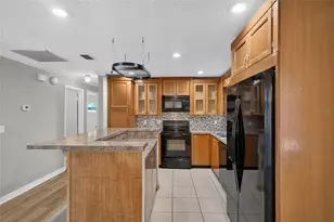 709 Hemlock Ln, Lakeland, FL 33810 - Photo 13