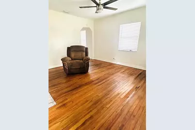 454 49th Avenue N, Saint Petersburg, FL 33703 - Photo 9