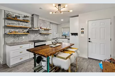 300 Venetian Drive #1, Clearwater, FL 33755 - Photo 13