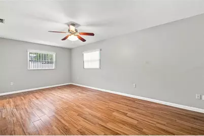 526 S Larry Circle, Brandon, FL 33511 - Photo 15