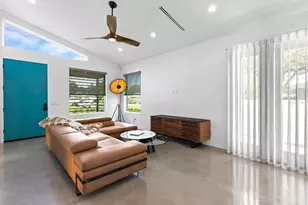 300 43rd Ave N, Saint Petersburg, FL 33703 - Photo 17