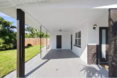 1204 65th Street NW, Bradenton, FL 34209 - Photo 7