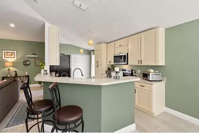 13004 Waterbourne Drive, Gibsonton, FL 33534 - Photo 15