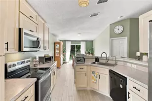 13004 Waterbourne Dr, Gibsonton, FL 33534 - Photo 13