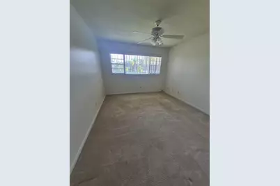 8301 Bardmoor Boulevard #210, Seminole, FL 33777 - Photo 11