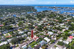 3747 Shady Bluffs Dr, Largo, FL 33770 - Photo 39