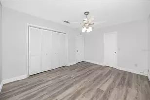 3747 Shady Bluffs Dr, Largo, FL 33770 - Photo 23
