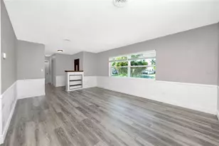 3747 Shady Bluffs Dr, Largo, FL 33770 - Photo 9
