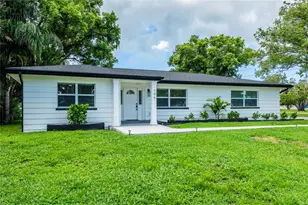 796 Pinewood Dr, Dunedin, FL 34698 - Photo 37