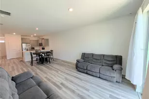 4057 Westwood Fields Loop, Plant City, FL 33565 - Photo 3
