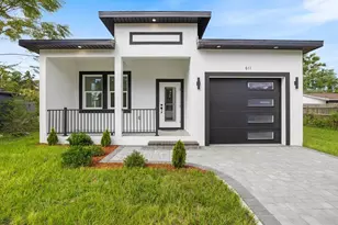 611 Elm St, Safety Harbor, FL 34695 - Photo 1
