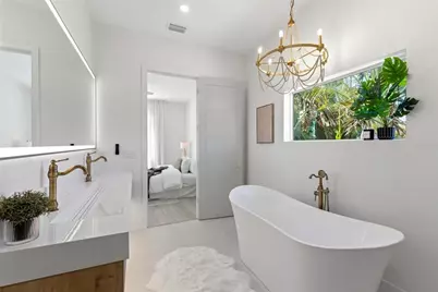 7870 Causeway Boulevard S, Saint Petersburg, FL 33707 - Photo 31