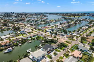 7870 Causeway Blvd S, Saint Petersburg, FL 33707 - Photo 79