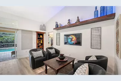 5220 Sunnydale Circle S, Sarasota, FL 34233 - Photo 9