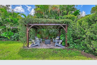 5220 Sunnydale Circle S, Sarasota, FL 34233 - Photo 39
