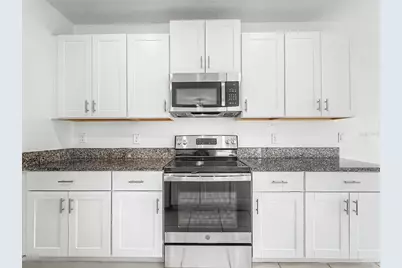 36420 Garden Wall Way, Zephyrhills, FL 33541 - Photo 19