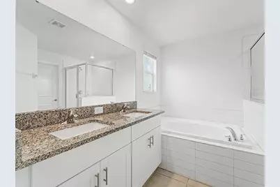 36420 Garden Wall Way, Zephyrhills, FL 33541 - Photo 35