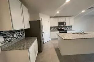 35628 Doveland Dr, Zephyrhills, FL 33541 - Photo 5