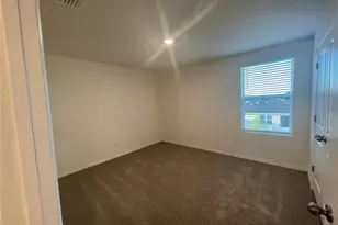 35628 Doveland Dr, Zephyrhills, FL 33541 - Photo 19