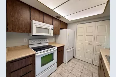 706 115th Avenue N #2406, Saint Petersburg, FL 33716 - Photo 13