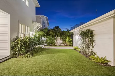 2525 Dartmouth Avenue N, Saint Petersburg, FL 33713 - Photo 49
