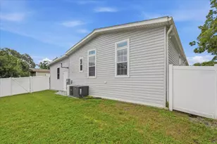 8903 Sheldon W Dr, Tampa, FL 33626 - Photo 47
