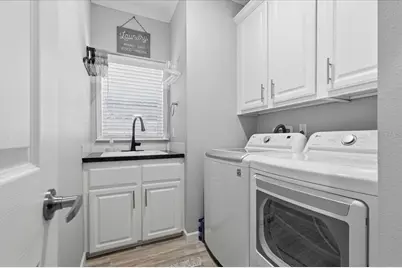 8903 Sheldon West Drive, Tampa, FL 33626 - Photo 5
