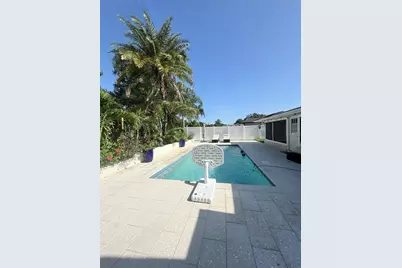 1995 Arvis Circle E, Clearwater, FL 33764 - Photo 15