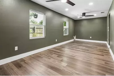 10420 N Hamner Avenue, Tampa, FL 33612 - Photo 21